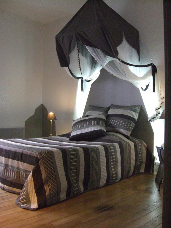 Hotel Archange Orléans Quarto foto