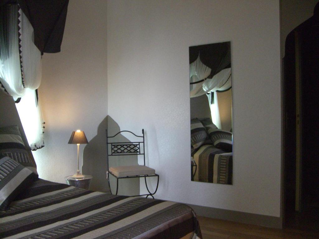 Hotel Archange Orléans Quarto foto